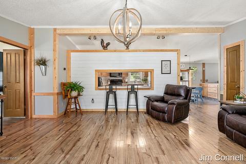 3288 E 96th St, Newaygo, MI 49337 photo 7