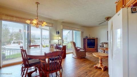 348 Mariners Cove Ct #33 C, Douglas, MI 49406 photo 7