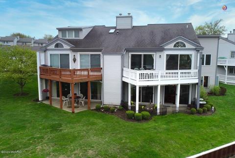 348 Mariners Cove Ct #33 C, Douglas, MI 49406 photo 5