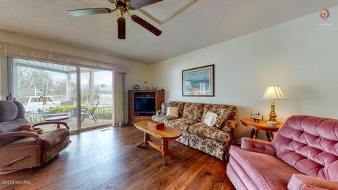 348 Mariners Cove Ct #33 C, Douglas, MI 49406 photo 12