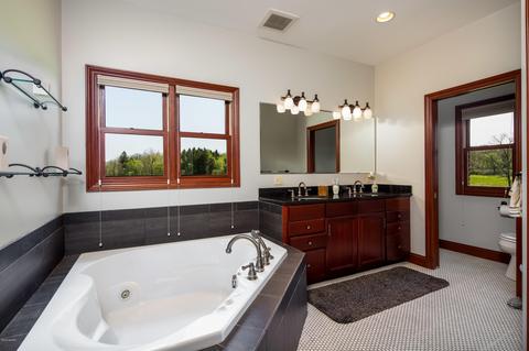 12315 Forest Hill Rd, Dewitt, MI 48820 photo 21