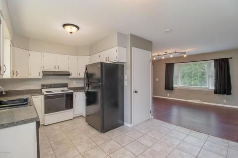 436 Tenth Ave, Three Rivers, MI 49093 photo 9