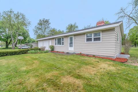436 Tenth Ave, Three Rivers, MI 49093 photo 2