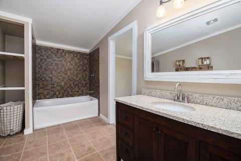 5745 Buffalo Rd, Buchanan, MI 49107 photo 13