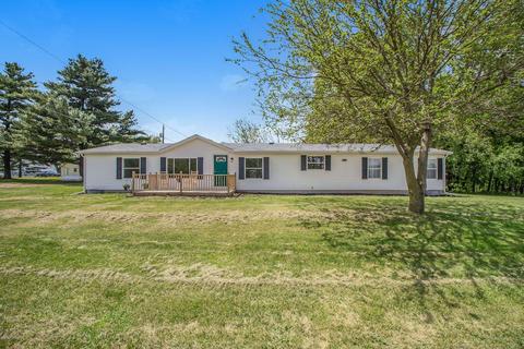 5745 Buffalo Rd, Buchanan, MI 49107 photo 1