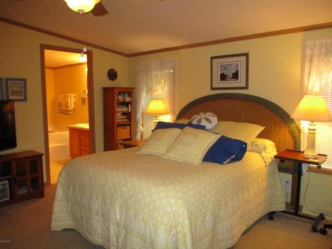 3353 Mariners Ln, Arcadia, MI 49613 photo 23