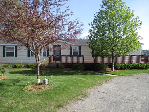 3353 Mariners Ln, Arcadia, MI 49613 photo 2