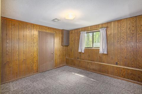 5560 E Pine St, Newaygo, MI 49337 photo 23