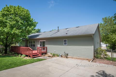 1982 Red Pine Ln, Dorr, MI 49323 photo 38