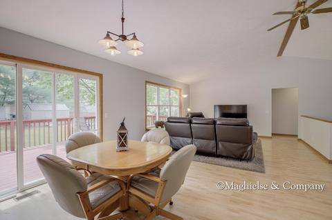 1982 Red Pine Ln, Dorr, MI 49323 photo 11