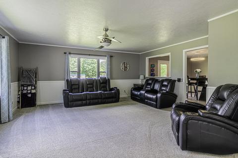 4182 E Shore Dr, Stanton, MI 48888 photo 9
