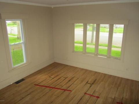 123 E Maple St, Climax, MI 49034 photo 6