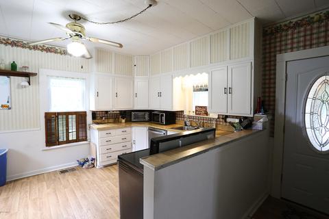 745 White Pigeon St, Constantine, MI 49042 photo 10