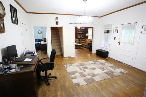 745 White Pigeon St, Constantine, MI 49042 photo 6