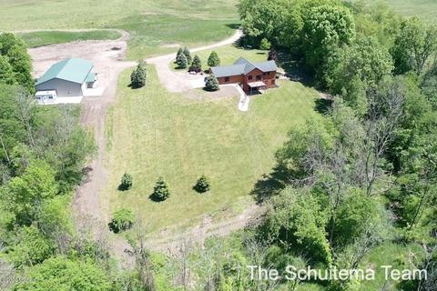 3073 146th Ave SW, Dorr, MI 49323 photo 3