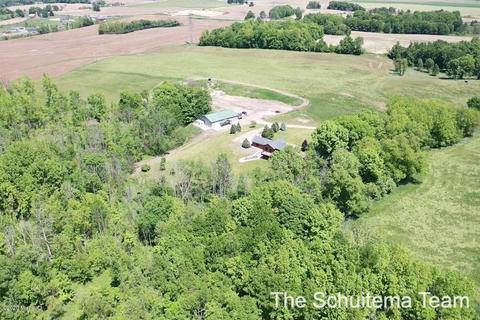 3073 146th Ave SW, Dorr, MI 49323 photo 5