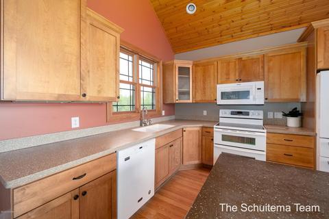 3073 146th Ave SW, Dorr, MI 49323 photo 36