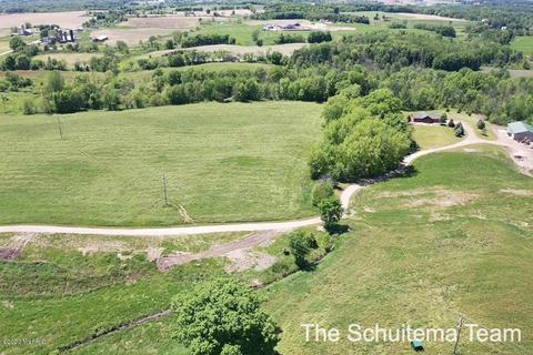 3073 146th Ave SW, Dorr, MI 49323 photo 6