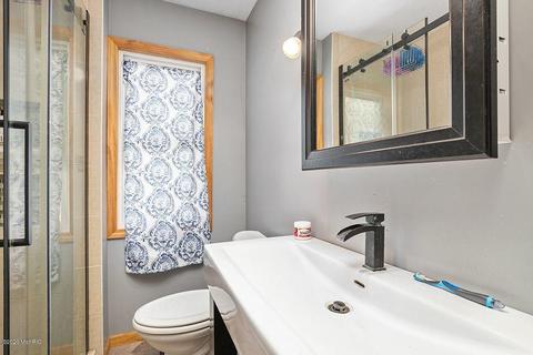 155 5th St, Morley, MI 49336 photo 7