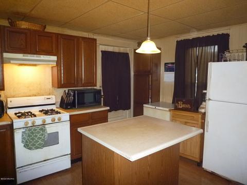 210 E Cass St, Schoolcraft, MI 49087 photo 7