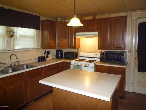 210 E Cass St, Schoolcraft, MI 49087 photo 6