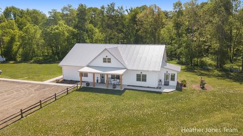 8872 E Spencer Rd, Crystal, MI 48818 photo 51