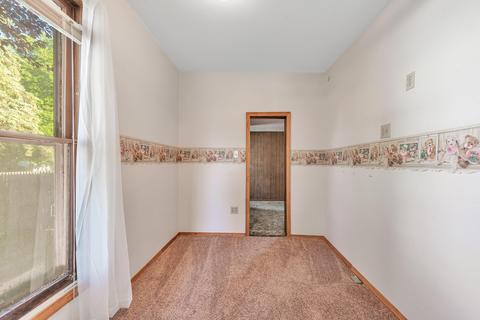 230 W North St, Ithaca, MI 48847 photo 21
