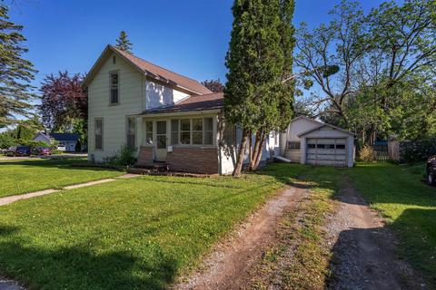 230 W North St, Ithaca, MI 48847 photo 2