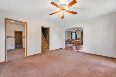 230 W North St, Ithaca, MI 48847 photo 9