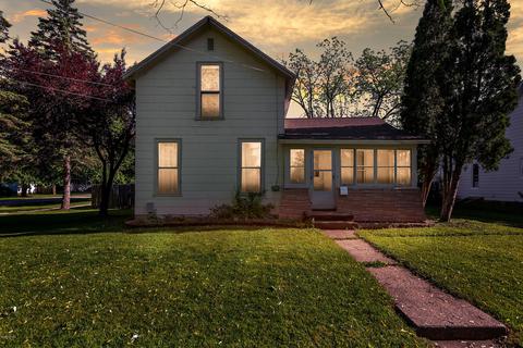 230 W North St, Ithaca, MI 48847 photo 1