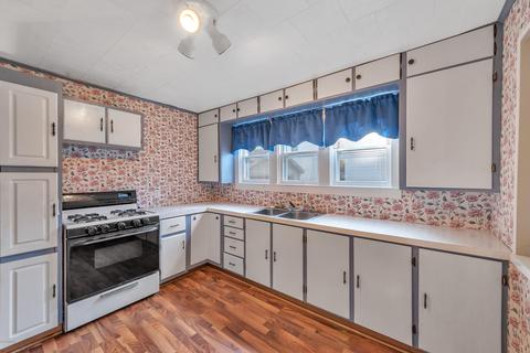 230 W North St, Ithaca, MI 48847 photo 14