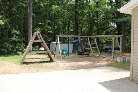 8514 Godfrey Rd, Belding, MI 48809 photo 5