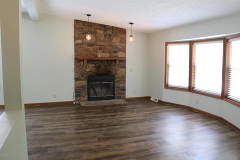 8514 Godfrey Rd, Belding, MI 48809 photo 9