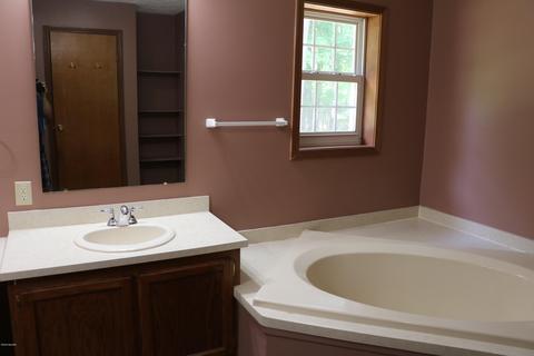 8514 Godfrey Rd, Belding, MI 48809 photo 20