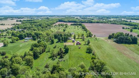 6752 Jackson Rd, Saranac, MI 48881 photo 5