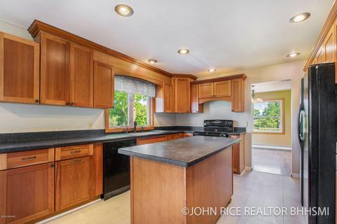 6752 Jackson Rd, Saranac, MI 48881 photo 12