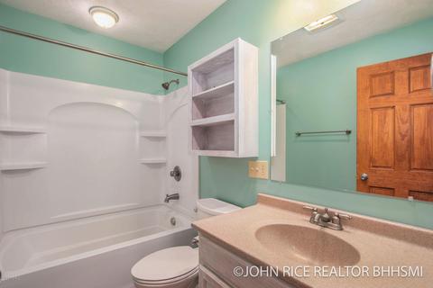 6752 Jackson Rd, Saranac, MI 48881 photo 26