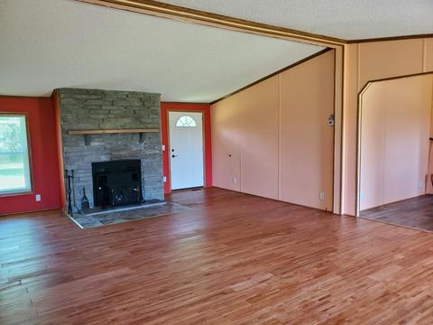 9913 Button Rd, Belding, MI 48809 photo 10