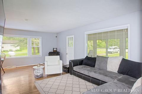 7536 Knapp St NE, Ada, MI 49301 photo 3