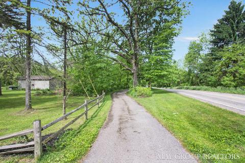 7536 Knapp St NE, Ada, MI 49301 photo 32