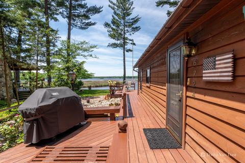 6724 E Carrigan Dr, Newaygo, MI 49337 photo 7