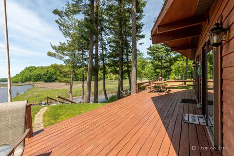 6724 E Carrigan Dr, Newaygo, MI 49337 photo 4