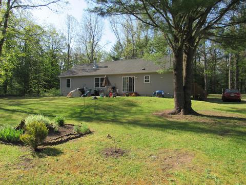 4867 E 36th St, Newaygo, MI 49337 photo 2