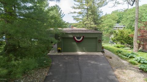 155 S Lake Doster Dr, Plainwell, MI 49080 photo 85