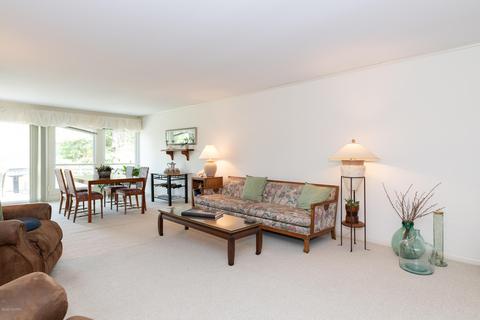 155 S Lake Doster Dr, Plainwell, MI 49080 photo 8