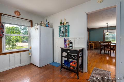 180 S Center St, Lowell, MI 49331 photo 12