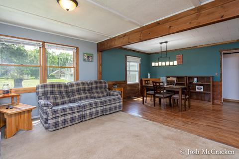 180 S Center St, Lowell, MI 49331 photo 8