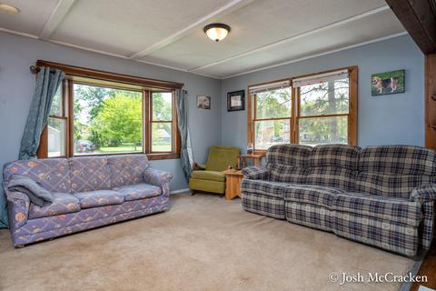 180 S Center St, Lowell, MI 49331 photo 10