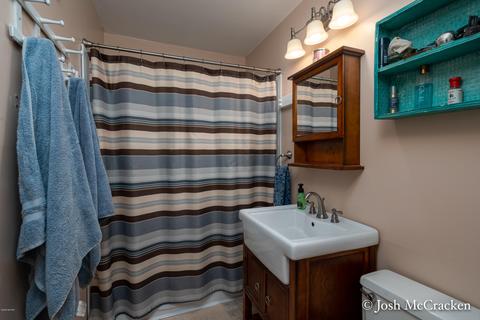 180 S Center St, Lowell, MI 49331 photo 13