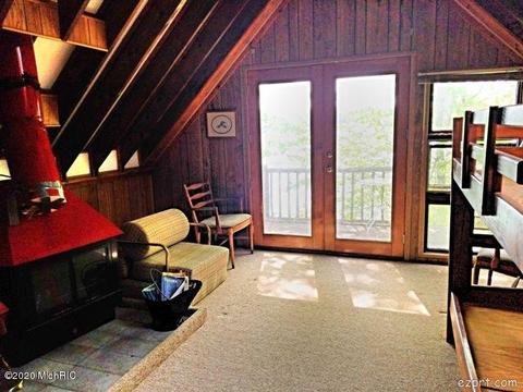 5686 N Utter Dr, Irons, MI 49644 photo 7